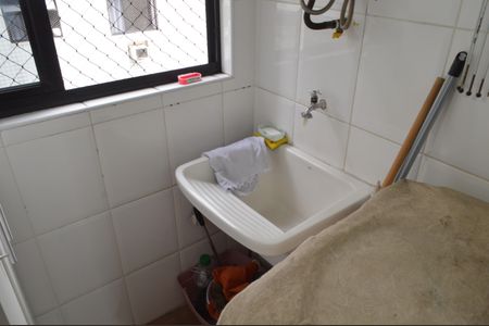 Apartamento à venda com 64m², 2 quartos e 1 vagaÁrea de Serviço
