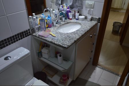 Apartamento à venda com 64m², 2 quartos e 1 vagaBanheiro