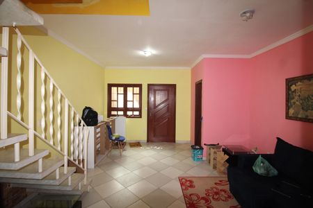 Casa de condomínio à venda com 130m², 3 quartos e 3 vagasSala