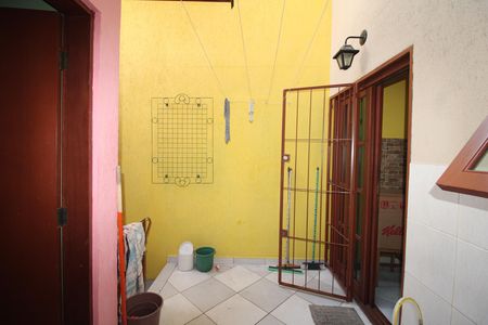 Casa de condomínio à venda com 130m², 3 quartos e 3 vagasÁrea de Serviço