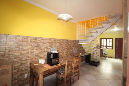 Casa de condomínio à venda com 130m², 3 quartos e 3 vagasSala de Jantar