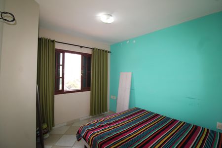 Casa de condomínio à venda com 130m², 3 quartos e 3 vagasQuarto 3