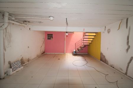 Casa de condomínio à venda com 130m², 3 quartos e 3 vagasGaragem