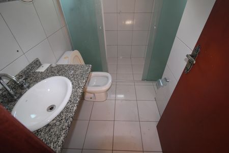 Casa de condomínio à venda com 130m², 3 quartos e 3 vagasBanheiro 1