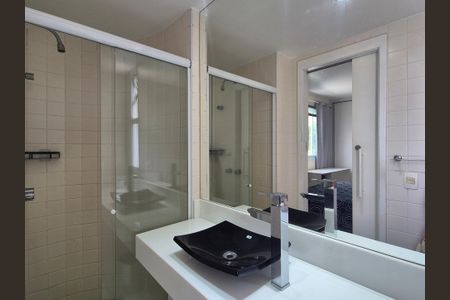 Apartamento à venda com 68m², 2 quartos e 1 vagaBanheiro da Suíte