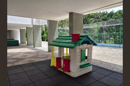 Apartamento à venda com 68m², 2 quartos e 1 vagaÁrea comum