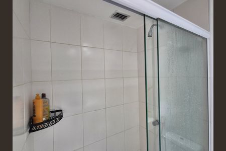 Apartamento à venda com 68m², 2 quartos e 1 vagaBanheiro Social