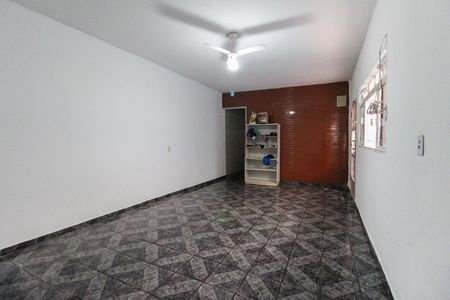 Casa para alugar com 300m², 2 quartos e sem vagaSala