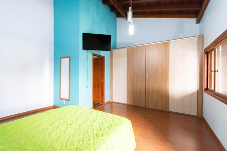 Casa à venda com 200m², 3 quartos e 2 vagas Casa à venda com 200m², 3 quartos e 2 vagasSuíte 1