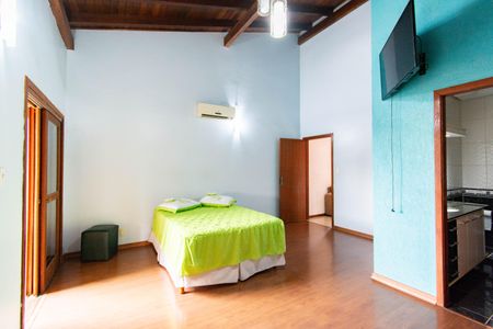 Casa à venda com 200m², 3 quartos e 2 vagas Casa à venda com 200m², 3 quartos e 2 vagasSuíte 1