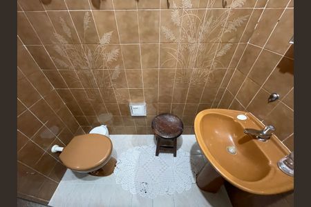 Casa para alugar com 150m², 3 quartos e 2 vagas Casa para alugar com 150m², 3 quartos e 2 vagasBanheiro 1