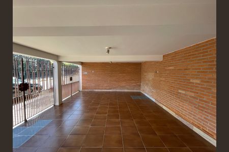 Casa para alugar com 150m², 3 quartos e 2 vagas Casa para alugar com 150m², 3 quartos e 2 vagasGaragem