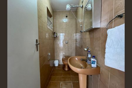 Casa para alugar com 150m², 3 quartos e 2 vagas Casa para alugar com 150m², 3 quartos e 2 vagasBanheiro 2