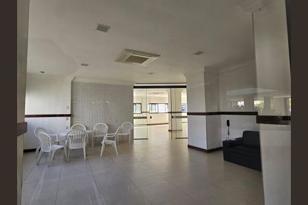 Apartamento para alugar com 95m², 3 quartos e 2 vagasÁrea comum - Salão de festas