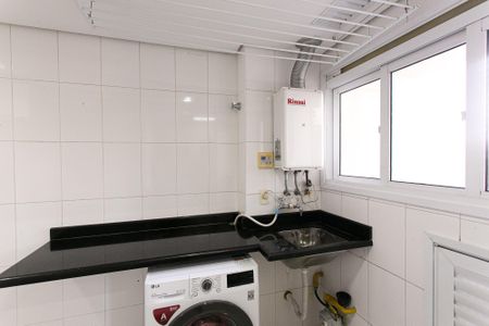 Apartamento à venda com 130m², 3 quartos e 2 vagasÁrea de Serviço