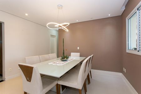 Apartamento à venda com 130m², 3 quartos e 2 vagasSala