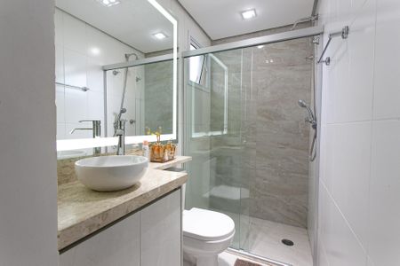 Apartamento à venda com 130m², 3 quartos e 2 vagasBanheiro da Suíte 3