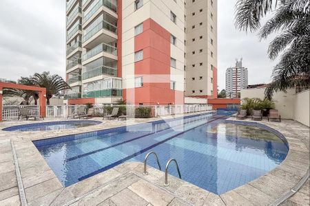 Apartamento à venda com 130m², 3 quartos e 2 vagasÁrea comum - Piscina