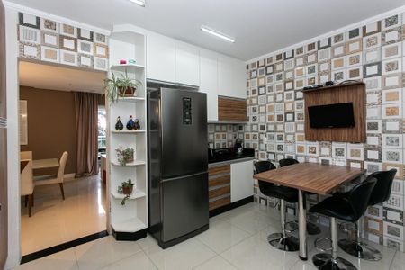 Apartamento à venda com 130m², 3 quartos e 2 vagasCozinha