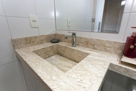 Apartamento à venda com 130m², 3 quartos e 2 vagasBanheiro da Suíte 2