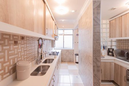 Apartamento à venda com 80m², 2 quartos e 1 vagaCozinha