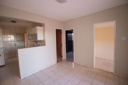 Sala de casa para alugar com 4 quartos, 110m² em Bernardo Monteiro, Contagem