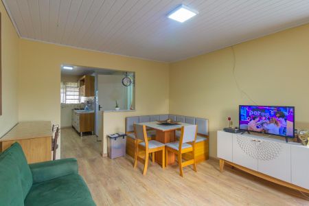 Casa à venda com 80m², 2 quartos e 1 vaga Casa à venda com 80m², 2 quartos e 1 vagaSala