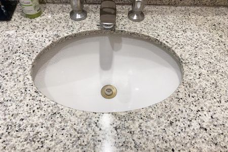 Studio para alugar com 32m², 1 quarto e 1 vaga Studio para alugar com 32m², 1 quarto e 1 vagaBanheiro Social