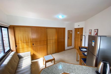 Studio para alugar com 32m², 1 quarto e 1 vaga Studio para alugar com 32m², 1 quarto e 1 vagaStudio