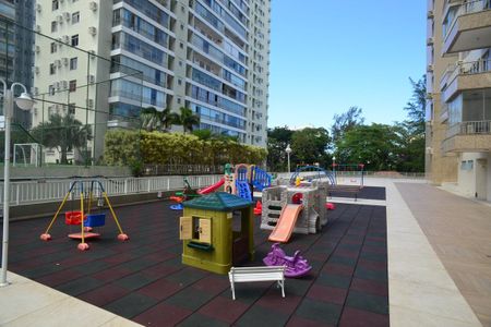 Apartamento à venda com 67m², 2 quartos e 1 vagaÁrea Comum - Playground