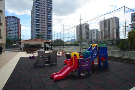 Apartamento à venda com 67m², 2 quartos e 1 vagaÁrea Comum - Playground