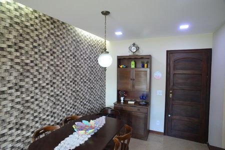 Apartamento à venda com 67m², 2 quartos e 1 vagaSala