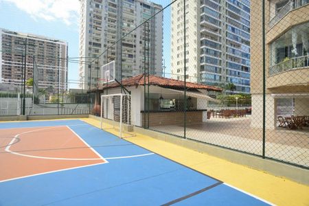 Apartamento à venda com 67m², 2 quartos e 1 vagaÁrea Comum - Quadra Esportiva