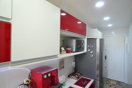 Apartamento à venda com 67m², 2 quartos e 1 vagaCozinha