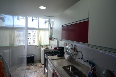Apartamento à venda com 67m², 2 quartos e 1 vagaCozinha e Área de Serviço