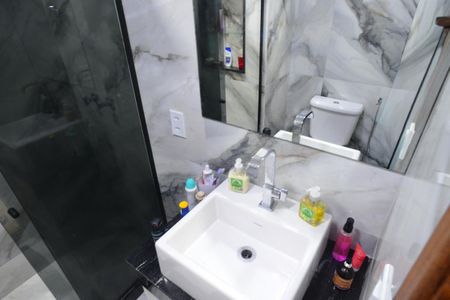 Apartamento à venda com 67m², 2 quartos e 1 vagaBanheiro da Suíte