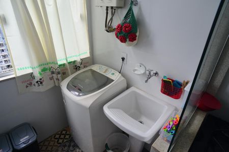 Apartamento à venda com 67m², 2 quartos e 1 vagaÁrea de Serviço