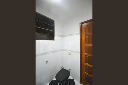 Casa para alugar com 225m², 2 quartos e 3 vagas Casa para alugar com 225m², 2 quartos e 3 vagasBanheiro da Suíte