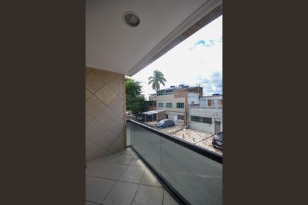 Sacada de casa para alugar com 2 quartos, 225m² em Centro, Nilópolis