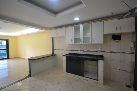 Casa para alugar com 225m², 2 quartos e 3 vagas Casa para alugar com 225m², 2 quartos e 3 vagasCozinha