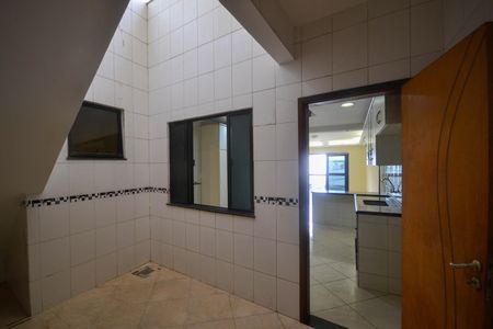 Casa para alugar com 225m², 2 quartos e 3 vagas Casa para alugar com 225m², 2 quartos e 3 vagasÁrea de Serviço