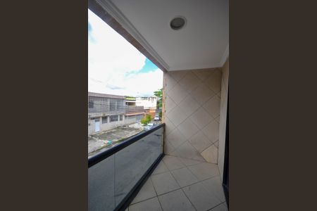 Casa para alugar com 225m², 2 quartos e 3 vagas Casa para alugar com 225m², 2 quartos e 3 vagasSacada