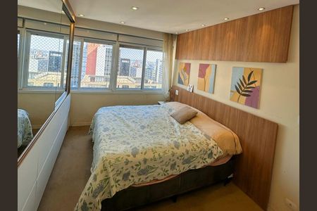 Apartamento à venda com 200m², 3 quartos e 1 vaga Apartamento à venda com 200m², 3 quartos e 1 vagaSuíte