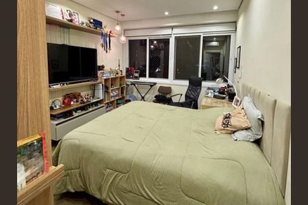 Apartamento à venda com 200m², 3 quartos e 1 vaga Apartamento à venda com 200m², 3 quartos e 1 vagaQuarto 1