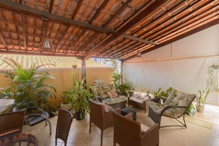 Casa para alugar com 260m², 3 quartos e 1 vagaTerraço