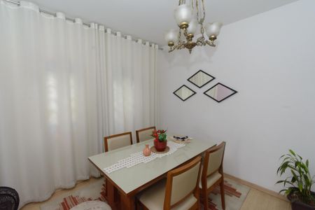 Sala de Jantar de casa para alugar com 3 quartos, 260m² em Bairro da Glória, Contagem