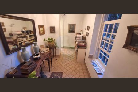 Casa à venda com 4 quartos, 150m² em Jardim Paulistano, São Paulo