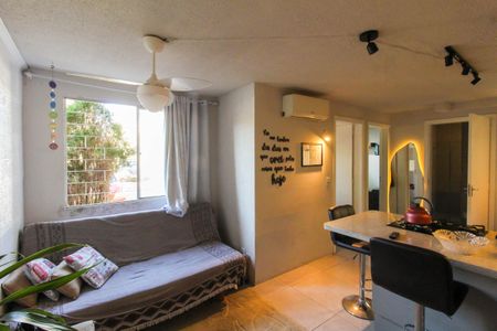 Sala de apartamento à venda com 2 quartos, 46m² em Mato Grande, Canoas