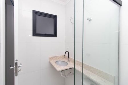 Casa para alugar com 360m², 3 quartos e 5 vagas Casa para alugar com 360m², 3 quartos e 5 vagasBanheiro da Suíte 1