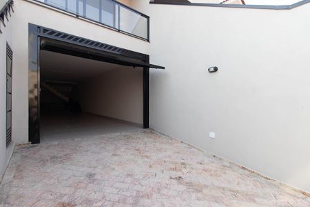 Casa para alugar com 360m², 3 quartos e 5 vagas Casa para alugar com 360m², 3 quartos e 5 vagasGaragem